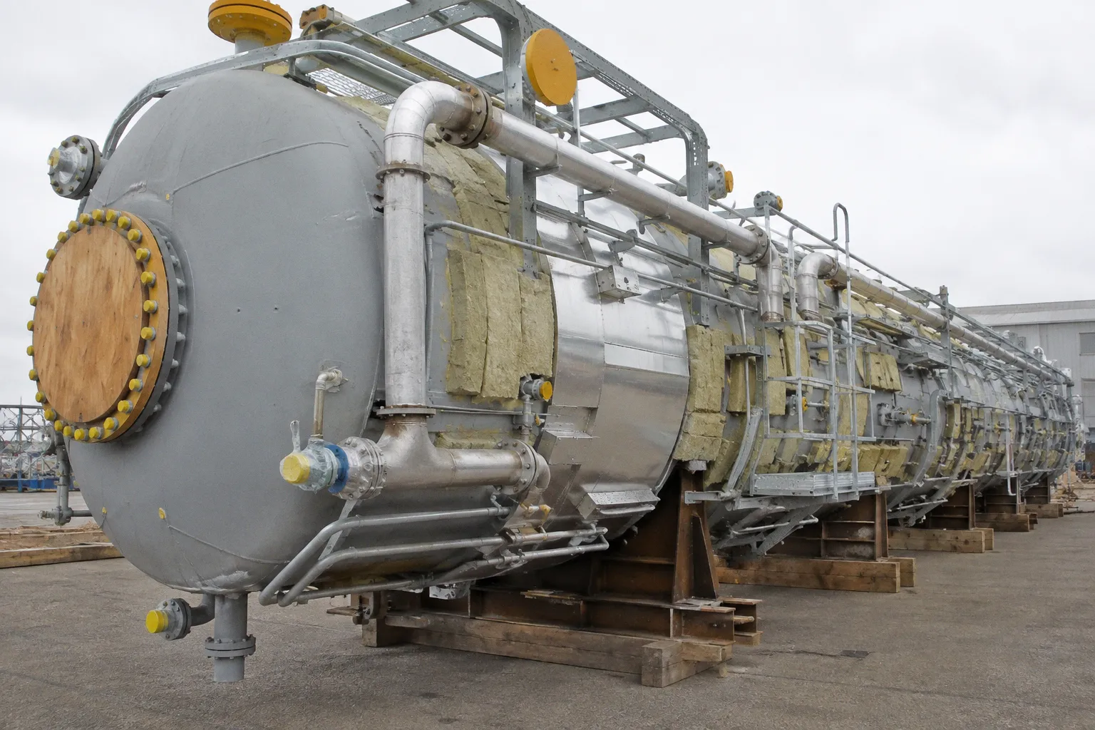 Distillation Column Pre-Dressing: Is It Worth It?
