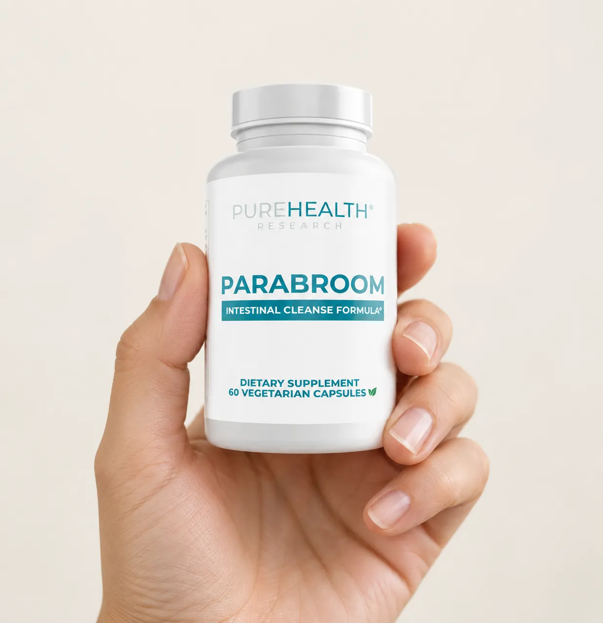Parabroom WW — the package held in a hand